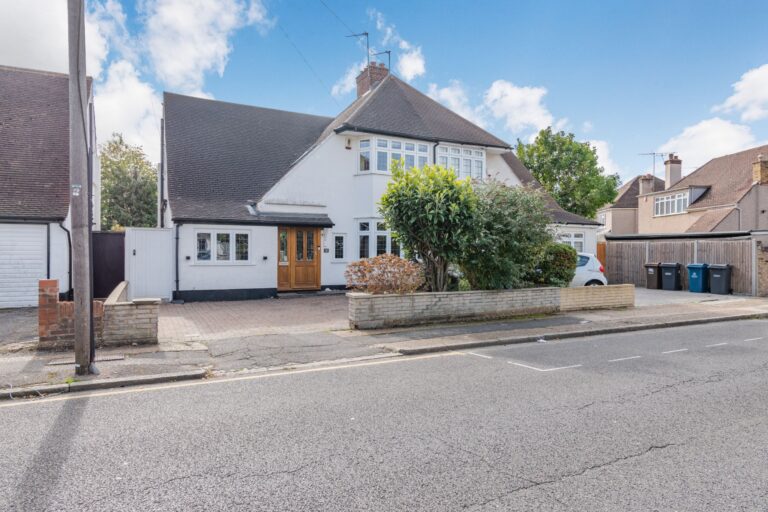 Hillcroft Avenue, Pinner, HA5