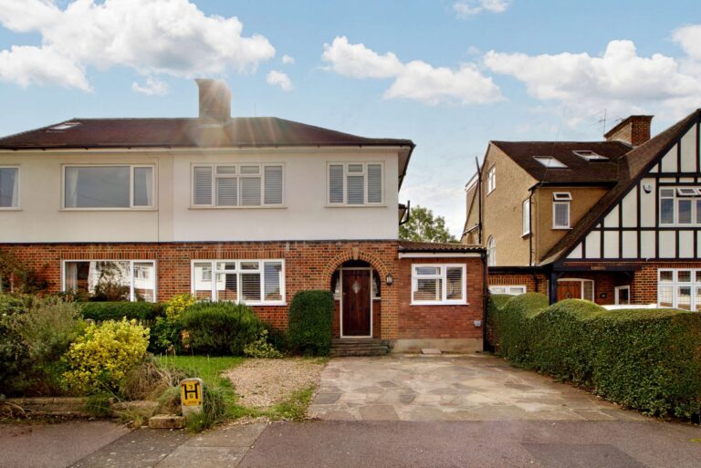 Compton Rise, Pinner, HA5