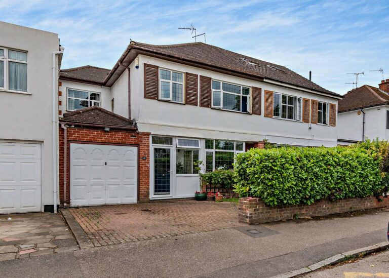 Cannonbury Avenue, Pinner, HA5