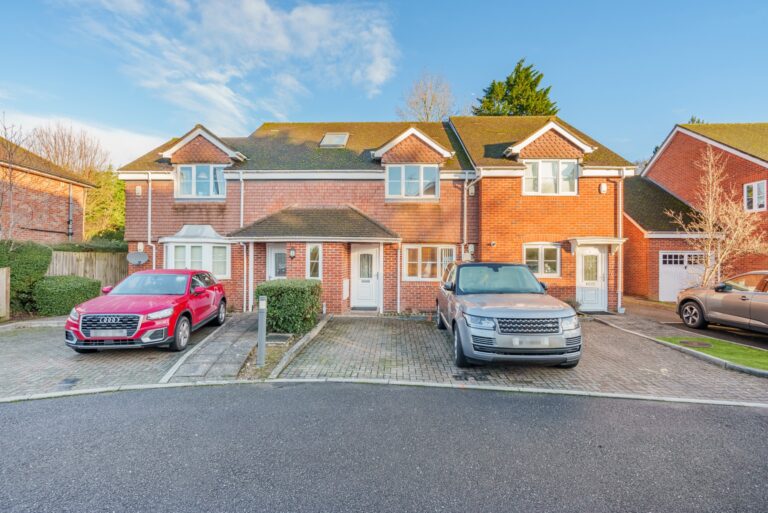 Meadow Bank Close, Amersham