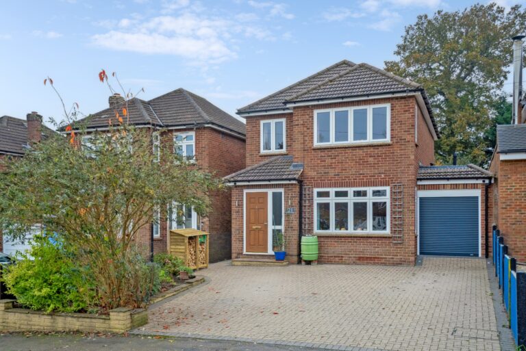 Lewes Way, Croxley Green, Rickmansworth, WD3