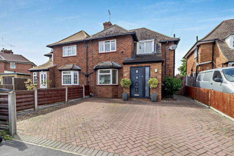 Tudor Way, Mill End, Rickmansworth, WD3