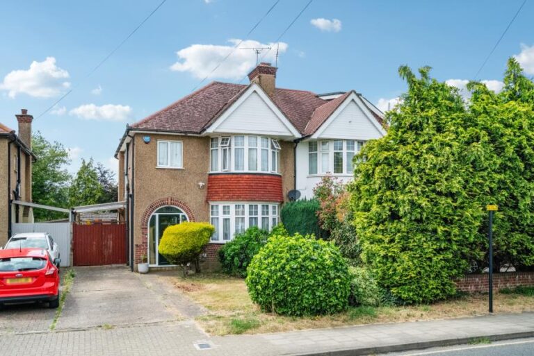 Headstone Lane, Harrow