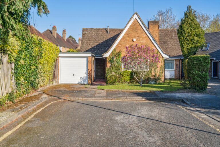 Elgin Drive, Northwood