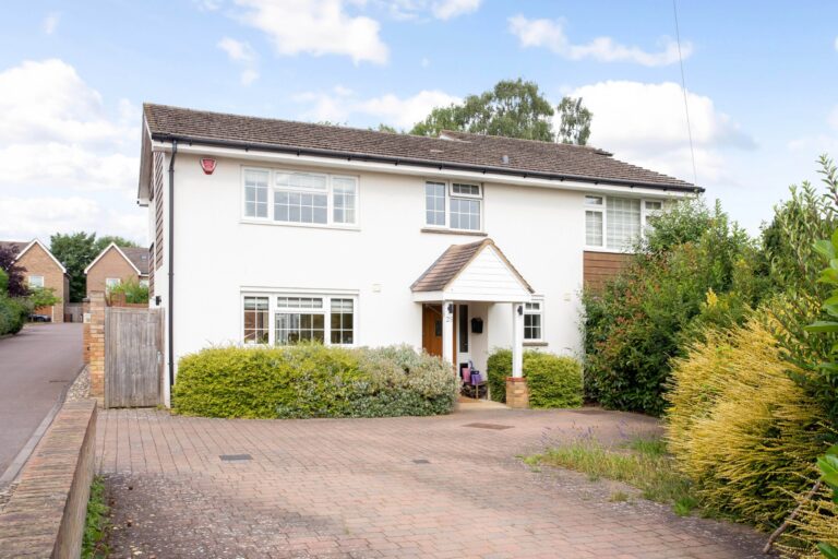 Upper Hill Rise, Rickmansworth, WD3