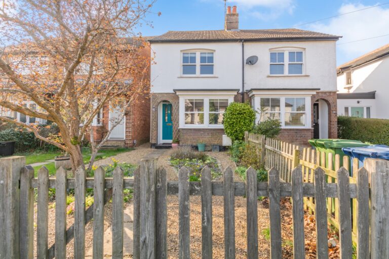 Lexham Gardens, Amersham
