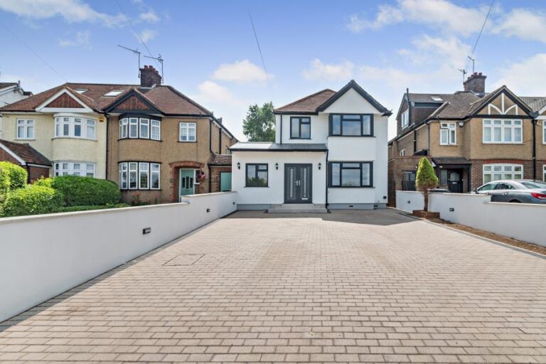 Hampermill Lane, Oxhey