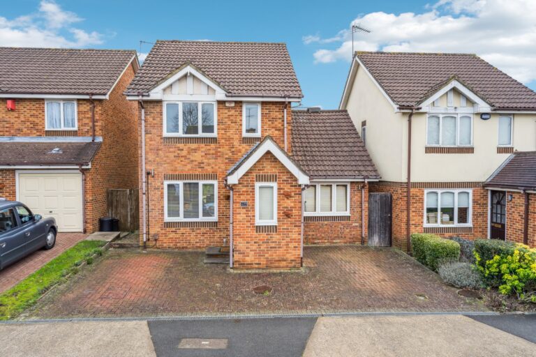 Tolcarne Drive, Pinner HA5
