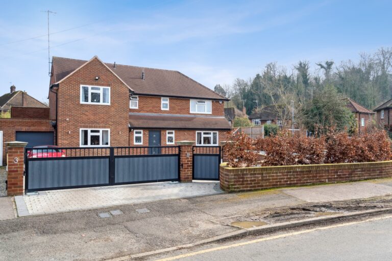 Sherfield Avenue, Rickmansworth, WD3