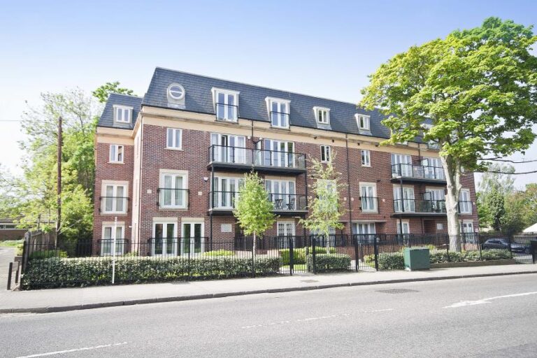 Gray Court, Marsh Road