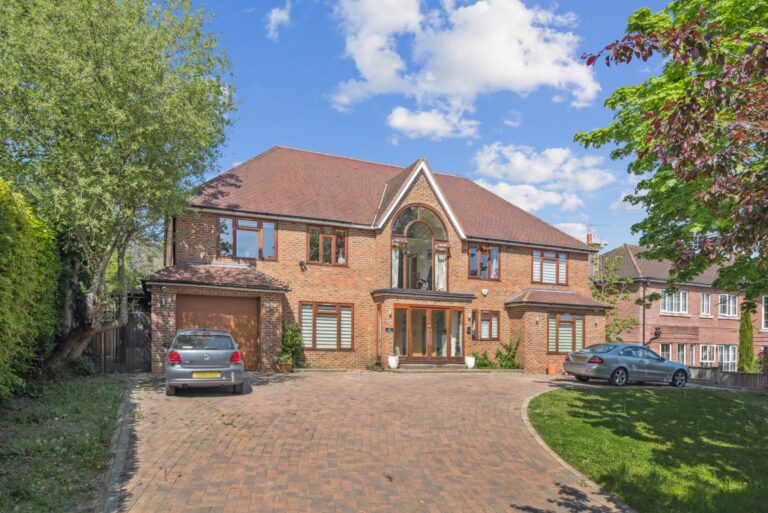 Kewferry Drive, Northwood