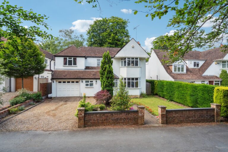 Shire Lane, Chorleywood, WD3