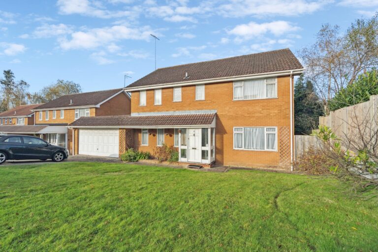 Shelley Close, Northwood