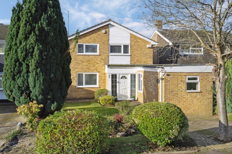 Drakes Drive, Northwood