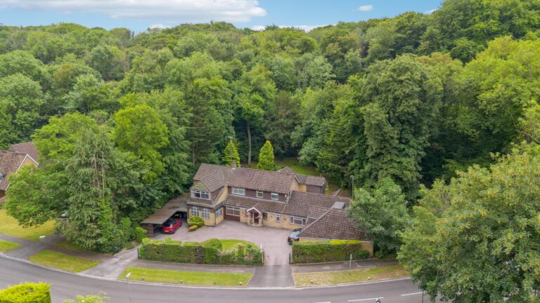 Valley Road, Rickmansworth, WD3