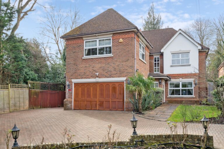 Chorleywood Road, Rickmansworth, Hertfordshire, WD3