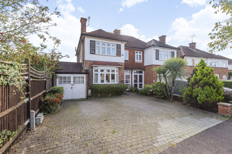 Parkthorne Drive, North Harrow, HA2