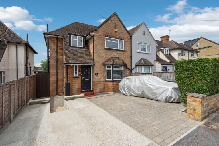 The Greenway, Mill End, Rickmansworth, WD3