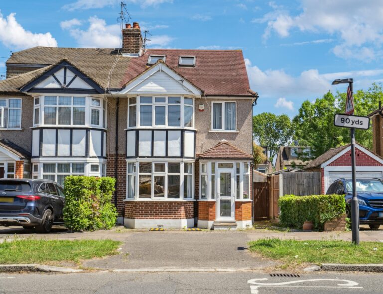 Cannon Lane, Pinner HA5