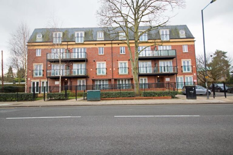 Gray Court, Marsh Road