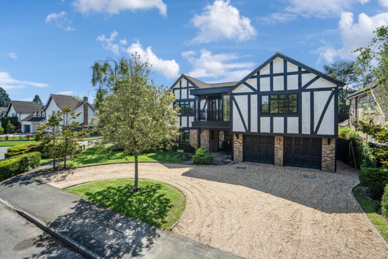 Lime Tree Walk, Rickmansworth, Hertfordshire WD3
