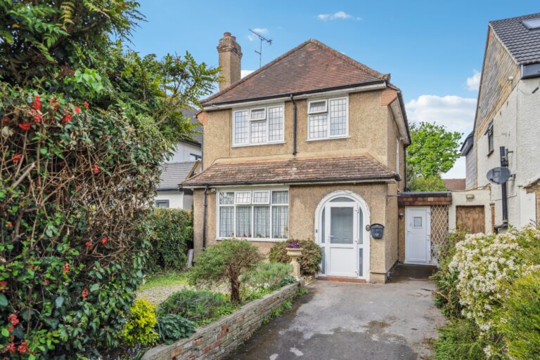 Denham Way, Maple Cross, Rickmansworth, WD3
