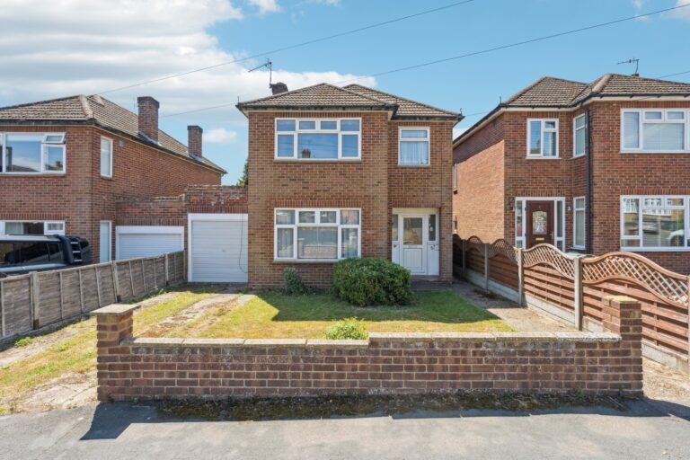 Lewes Way, Croxley Green, Rickmansworth, WD3
