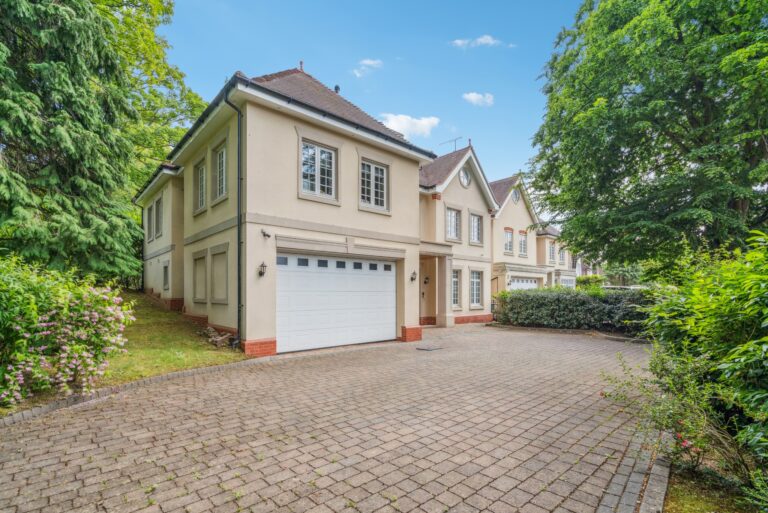 Winchfield Way, Rickmansworth, WD3