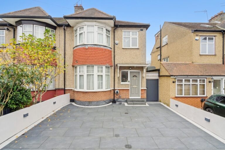 Lancaster Road, North Harrow HA2