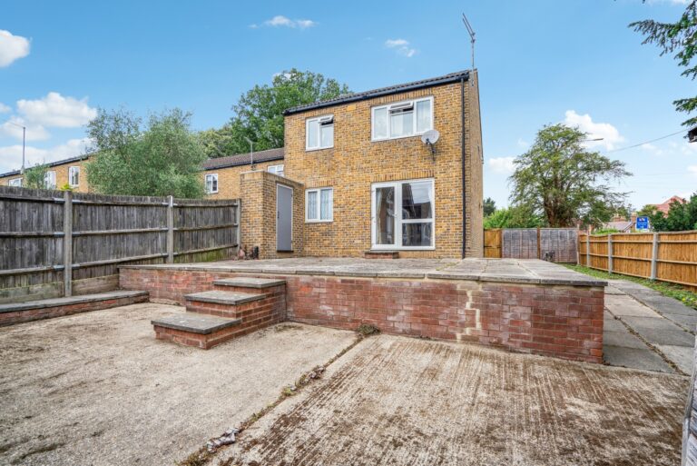 Closemead Close, Northwood, HA6