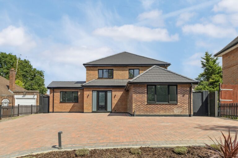 Cuckoo Hill, Pinner, HA5 2BA