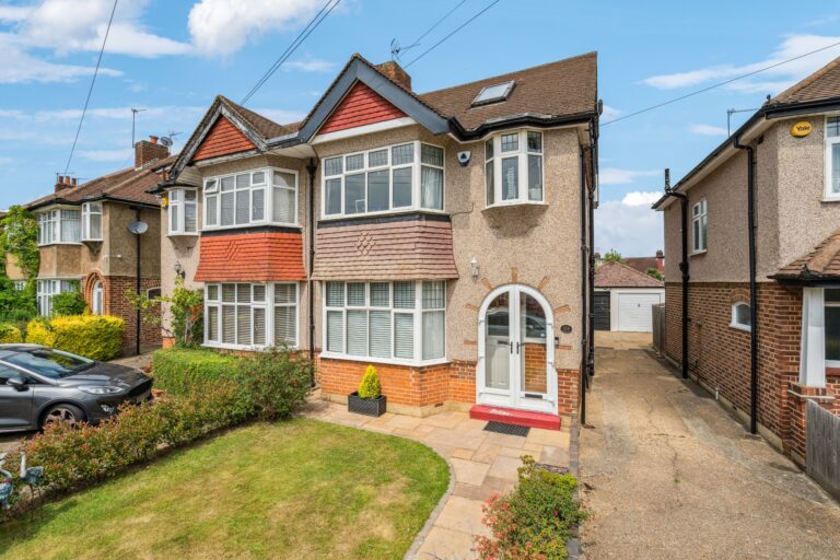 Hill Road, Pinner, HA5