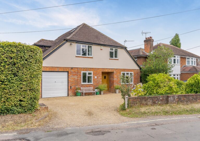 Church Grove, Little Chalfont