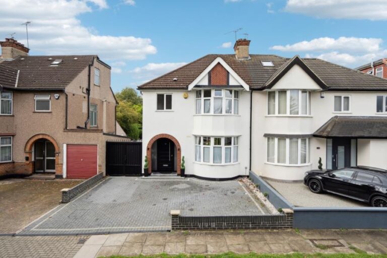 Hillview Gardens