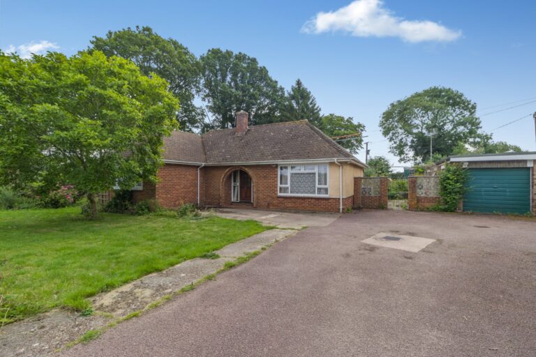 Weedon Hill, Hyde Heath, Amersham