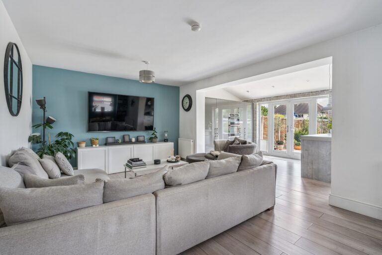 Tudor Way, Mill End, Rickmansworth, WD3