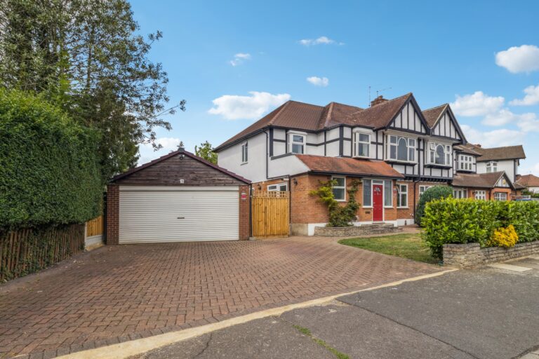 Burwood Avenue, Pinner HA5