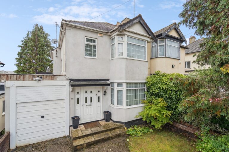 York Road, Northwood