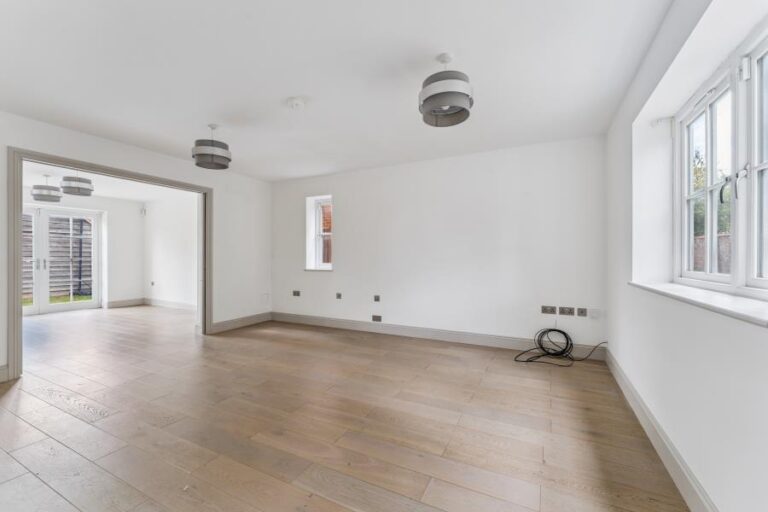 Lamborne Place, Ickenham