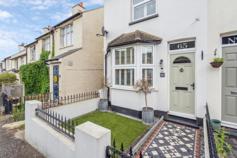 Puller Road, Boxmoor