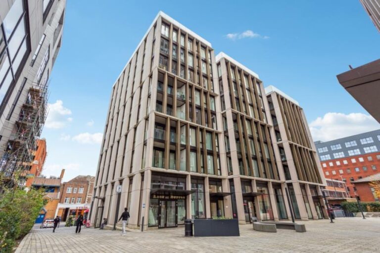 Bond Apartments, Harrow