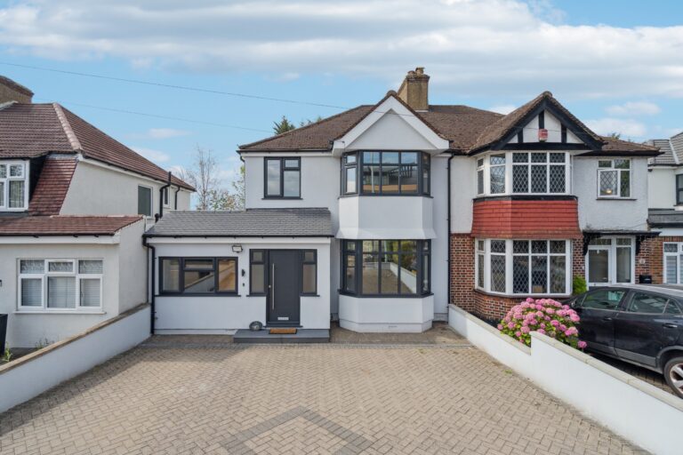 Pinner Road, Northwood