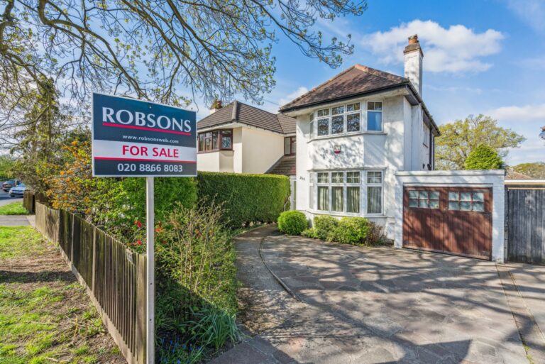 Eastcote Road, Ruislip, HA4 8BN