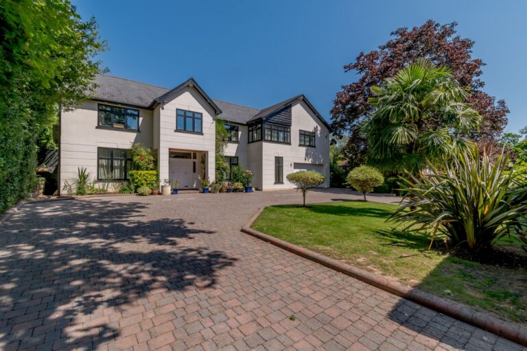 Kewferry Drive, Northwood