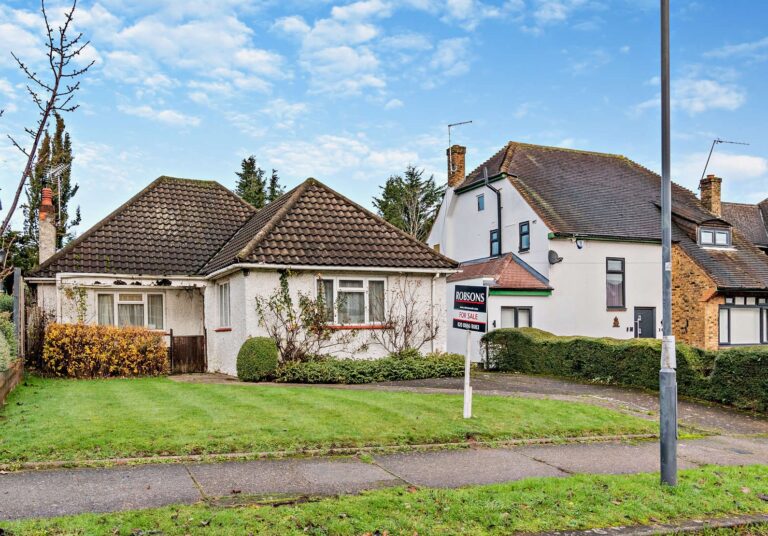 Norman Crescent, Pinner, HA5