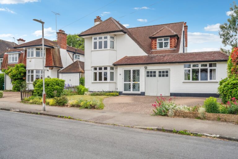 West Way, Rickmansworth, WD3