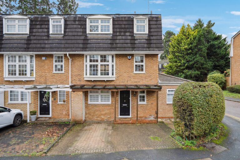 Westbury Lodge Close, Pinner, HA5