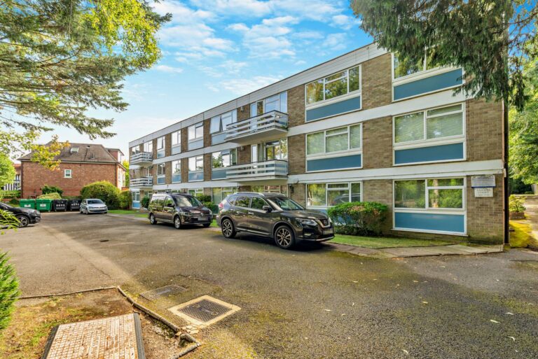 Maxwell Road, Northwood