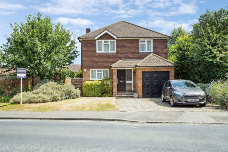 Waxwell Lane, Pinner HA5