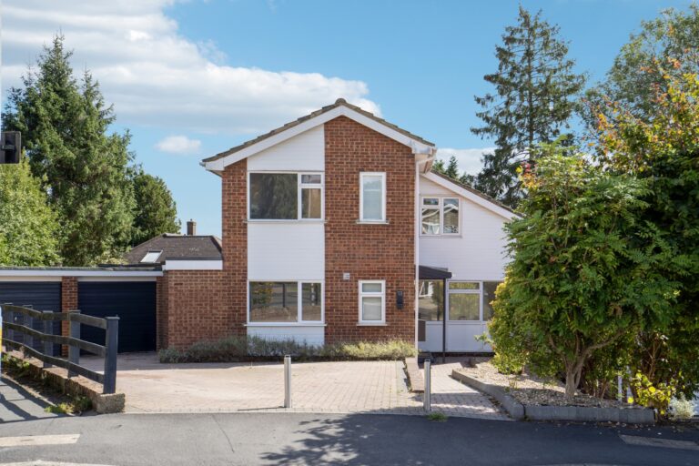 Arnett Way, Rickmansworth, WD3